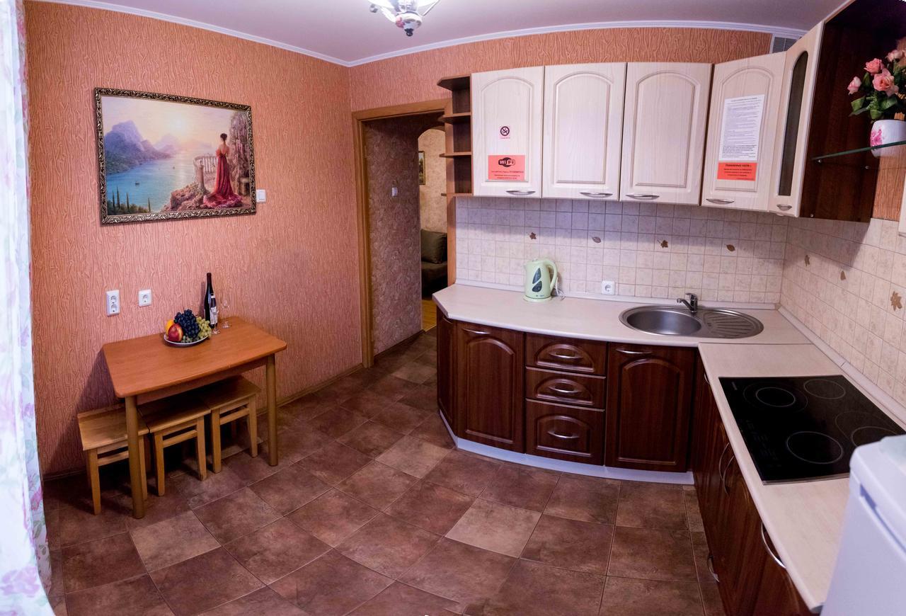 Apartment On Permyakova 76 Tyumen Ngoại thất bức ảnh